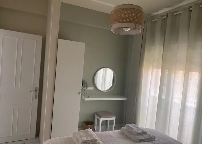 White Elephant Second Floor Apartamento Volos